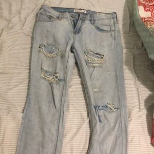 Bullhead skinny boyfriend jeans